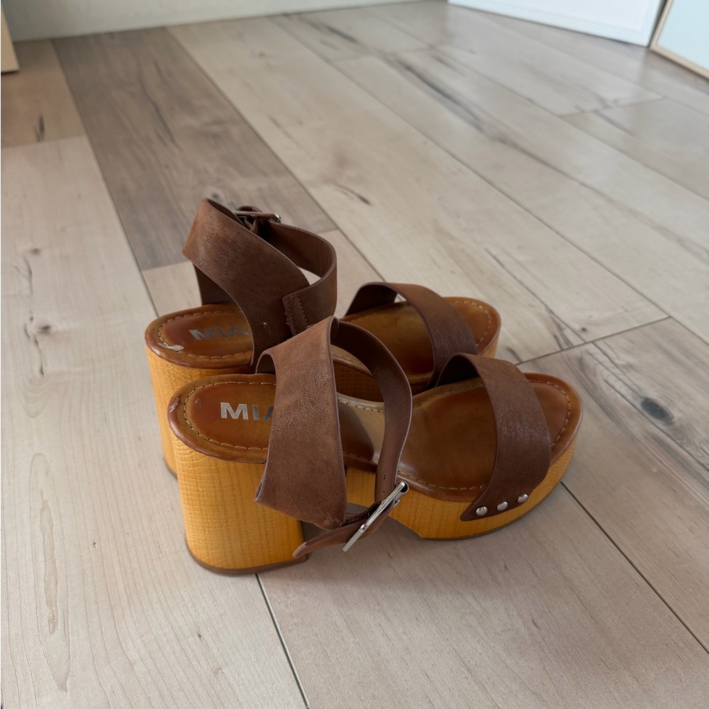 MIA Brown Leather Strap Platform Sandals with Wood-Style Heel